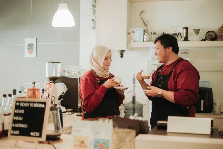 10 Ide Bisnis Sampingan Karyawan Kantor Modal Kecil & Cuan 2 Bisnis Sampingan Karyawan Kantor