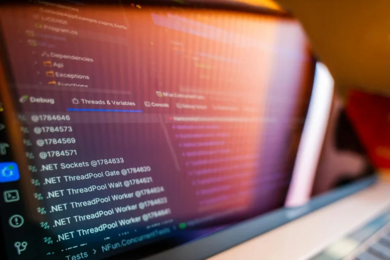 Cloud Computing Sebagai Framework Bisnis Efisien