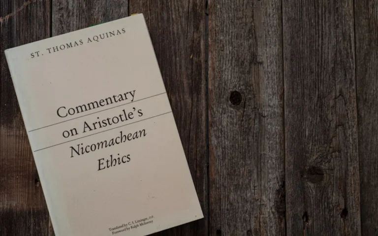First-Principles Thinking: Cara Berpikir Ala Aristoteles 1 First-Principles Thinking, Aristotle