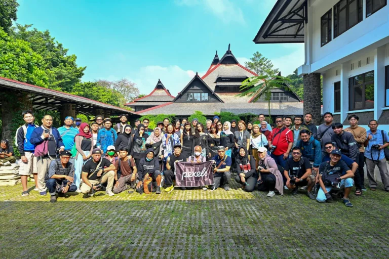 Forum Diskusi Pengusaha Kecil Go Digital: Kunci Sukses 1 Forum Diskusi Pengusaha Kecil Go Digital