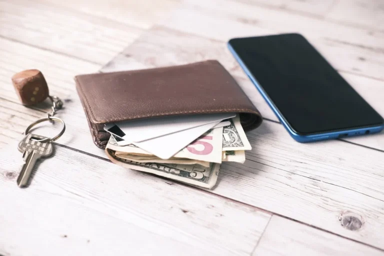 7 Keuntungan Dompet Digital Bisnis untuk UMKM & Perusahaan 2 Keuntungan Dompet Digital Bisnis