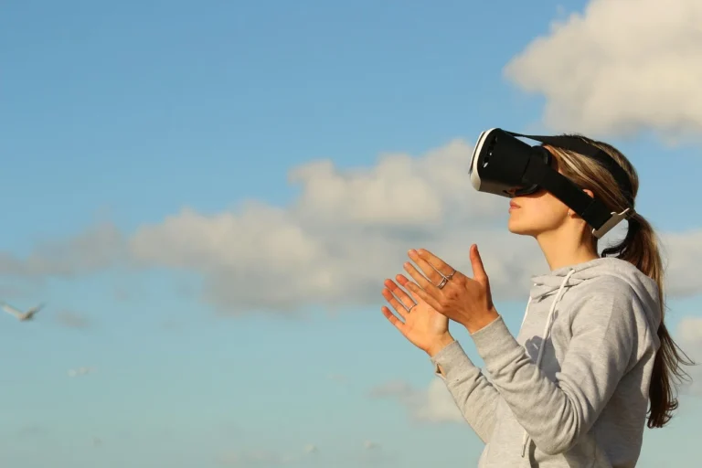 Konsep Bisnis Metaverse: Peluang & Strategi UMKM Go Digital 2 Konsep Bisnis Metaverse