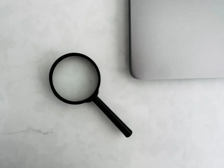 Magnifying Glass Website Ranking