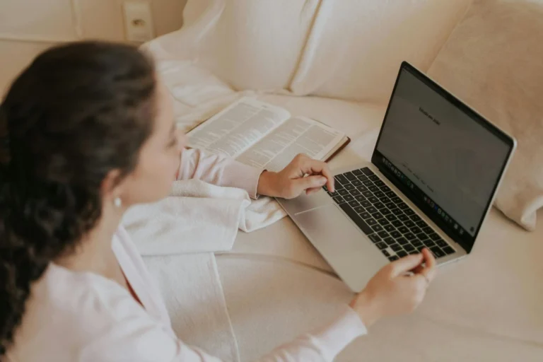 Bagaimana Jasa Website Buat Fitur Booking Online Profesional 1 Memahami Kebutuhan Sistem Booking Online Yang Tepat Sasaran