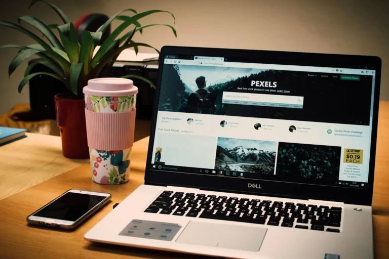Kapan Waktu yang Tepat Sewa Jasa SEO? Simak Tandanya! 1 New Website Laptop