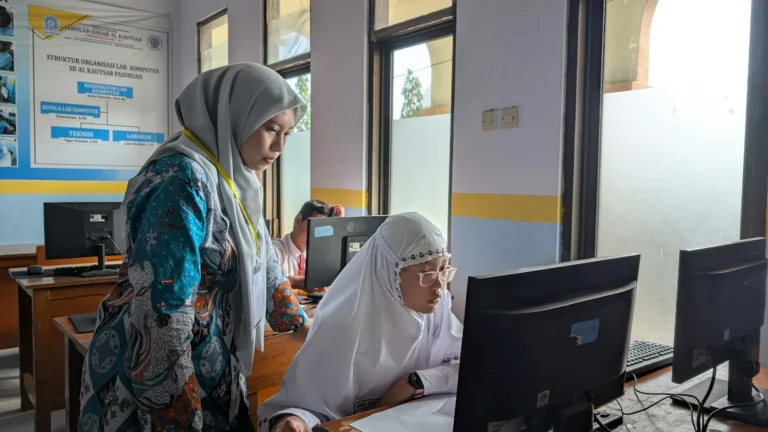 News Portal Computer