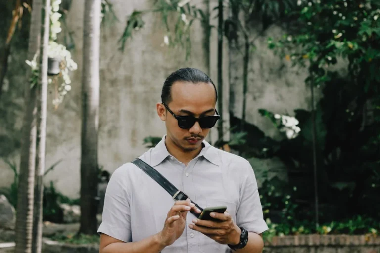 Perilaku Belanja Online Masyarakat Indonesia Saat Ini