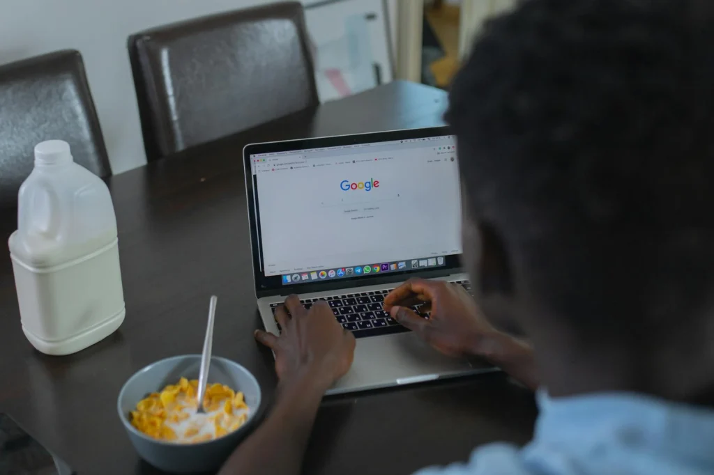 Search Engine Laptop