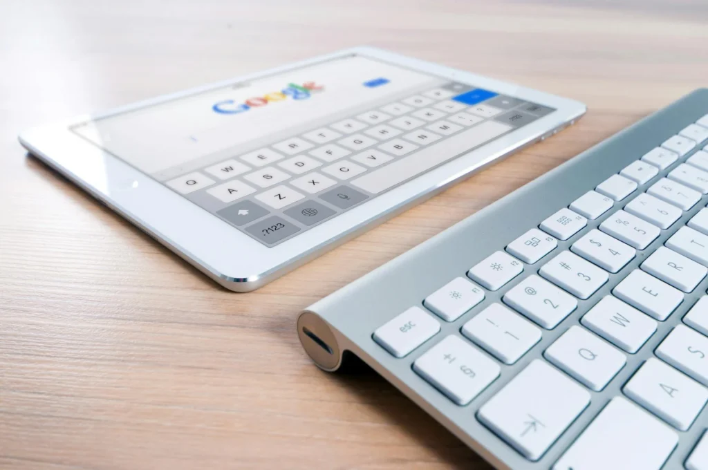 Search Engine Laptop Screen