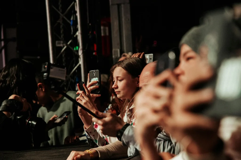 Social Media Crowd