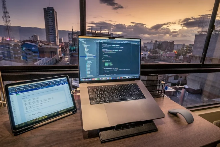 Software Framework Bisnis: Fondasi Digital UMKM Modern 1 Software Framework Bisnis