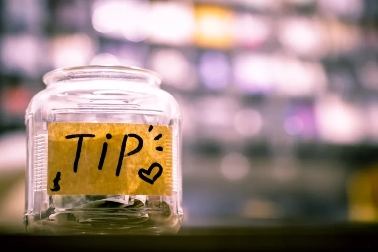 Tips Menghindari Penipuan Online bagi Pelaku UMKM 1 Tips Menghindari Penipuan Online Bagi Pelaku Umkm