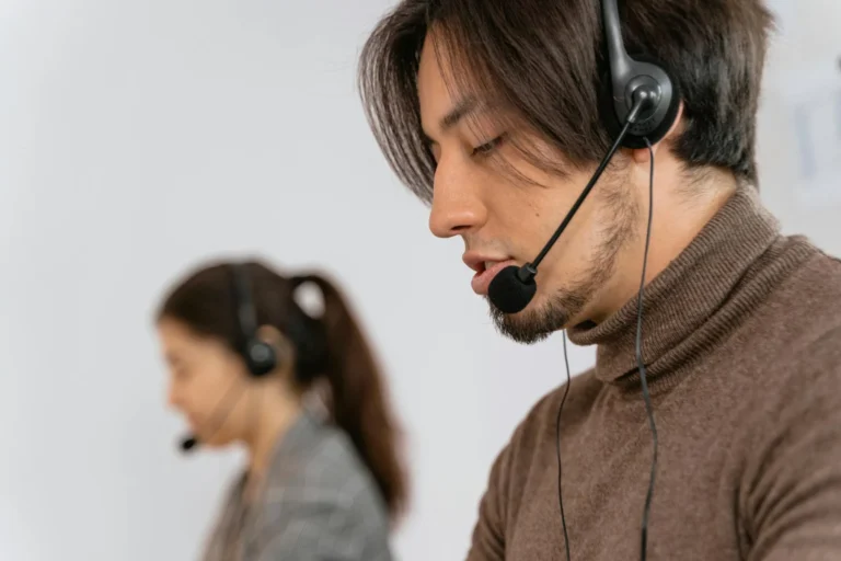 Tools Customer Support Bisnis Skala Besar: Solusi Terbaik 3 Tools Customer Support Untuk Bisnis Skala Besar