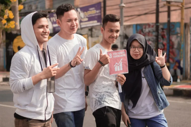 Triple Bottom Line Bisnis: Strategi Sukses Berkelanjutan 2 Triple Bottom Line Bisnis
